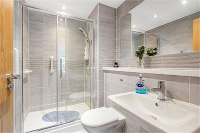 8 (flat 1), East Pilton Farm Place, Fettes, Edinburgh, EH5 2QS - image 10