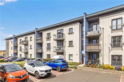 8 (flat 1), East Pilton Farm Place, Fettes, Edinburgh, EH5 2QS - image 1