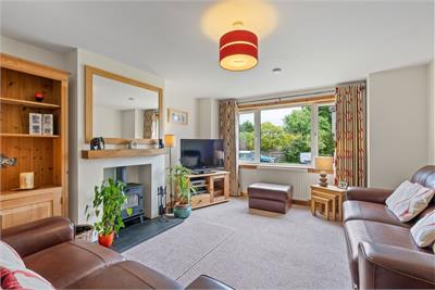 35 East Croft, Ratho, Newbridge, Midlothian, EH28 8PD - image 2
