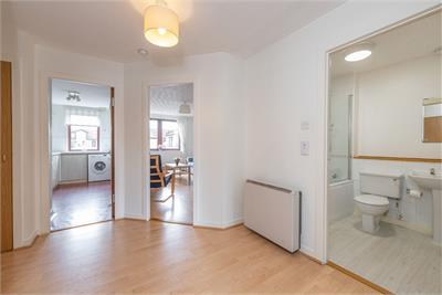 31/8 Dalgety Road, Edinburgh, EH7 5UH - image 16