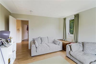 5/6 Craigend Park, Liberton, Edinburgh, EH16 5XY - image 4