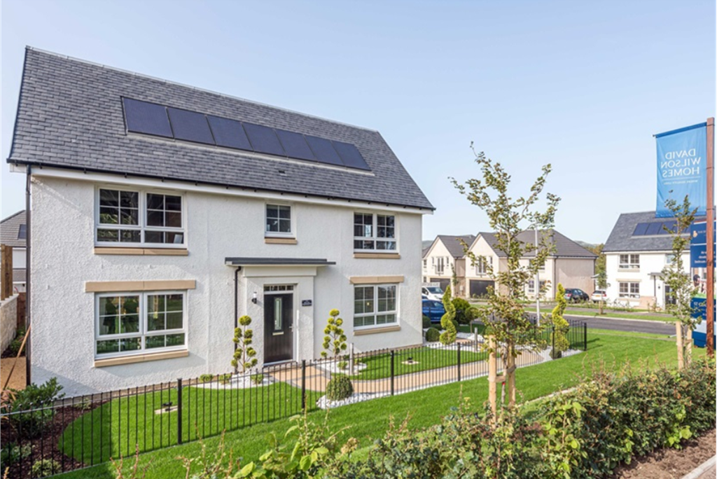 6 East Lodge Road, Crossford, Dunfermline, KY12 8FZ - image 1