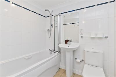 12 Golf Court, Bank Street,
Elie,
Leven,
KY9 1EF - image 11