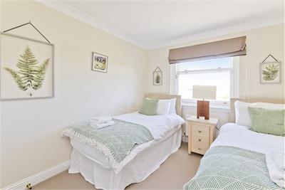 12 Golf Court, Bank Street,
Elie,
Leven,
KY9 1EF - image 9
