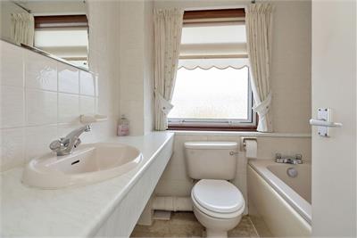 65 Mountcastle Terrace, Edinburgh, EH8 7SG - image 10