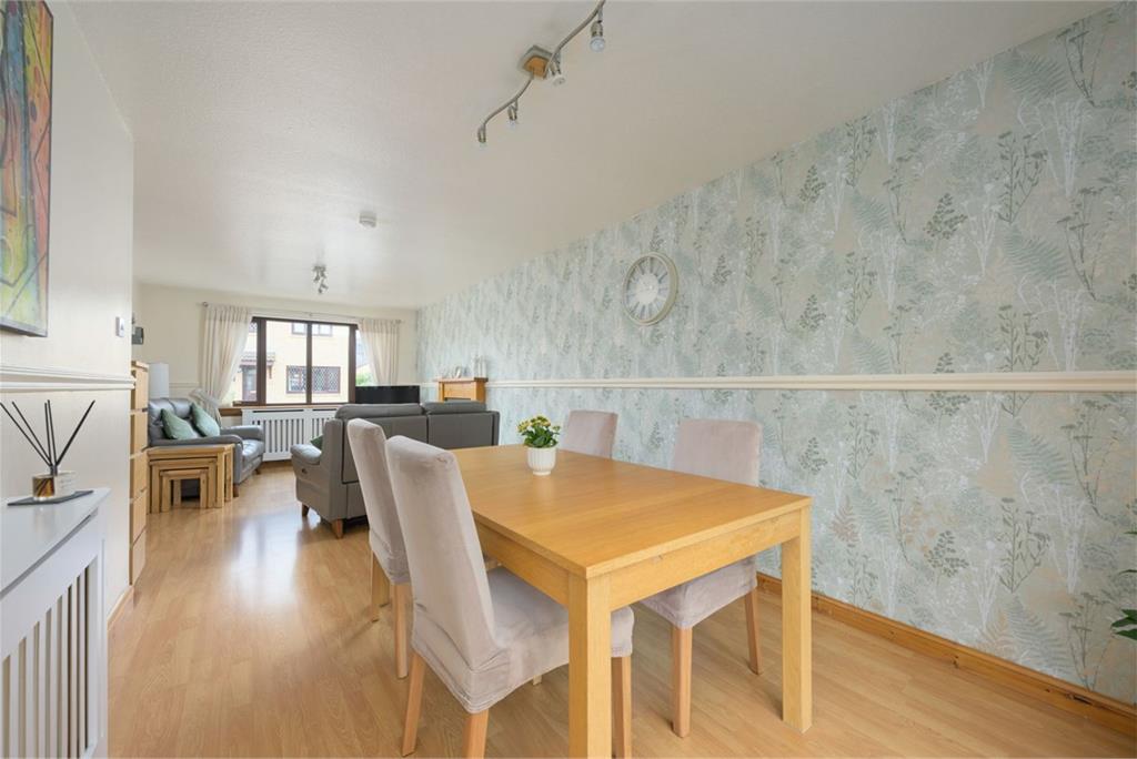 35 Bevan Place, Rosyth, KY11 2HR - image 12
