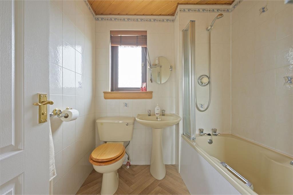 35 Bevan Place, Rosyth, KY11 2HR - image 17
