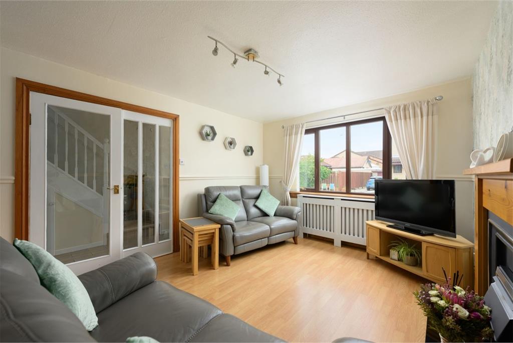 35 Bevan Place, Rosyth, KY11 2HR - image 3