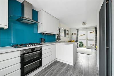 3 Bughtlin Place, Edinburgh, EH12 8UY - image 5