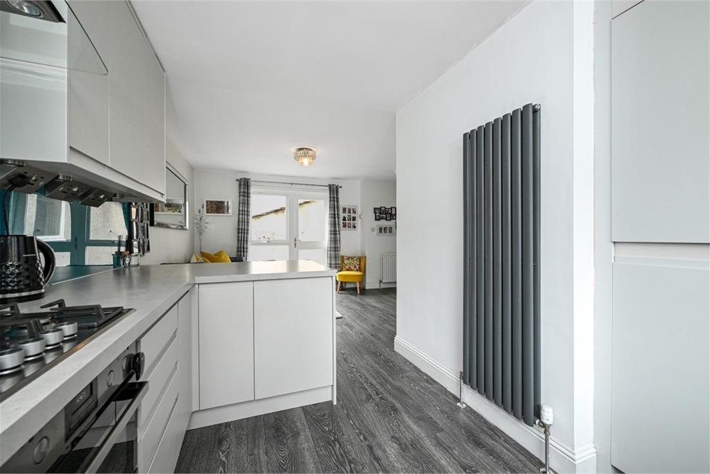 3 Bughtlin Place, Edinburgh, EH12 8UY - image 6