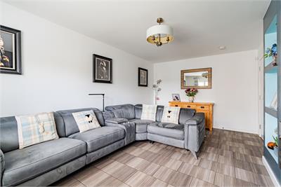 26 Kinnear Drive, Bonnyrigg, EH19 3SQ - image 4