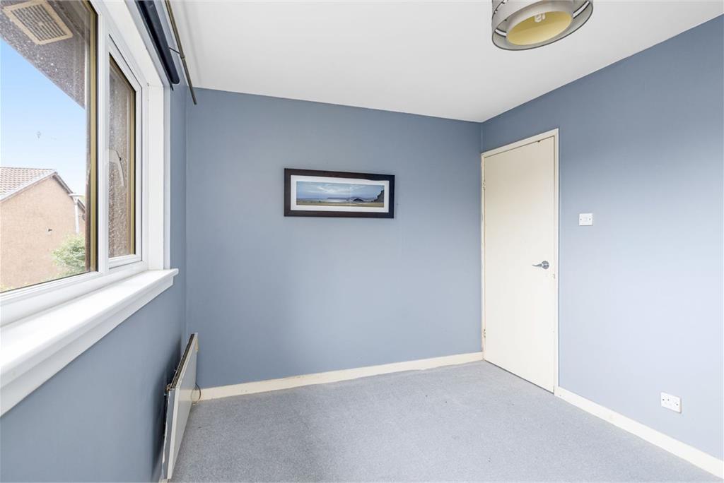 17 Robert Burns Drive, Liberton, Edinburgh, EH16 6YP - image 11