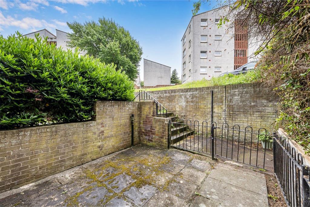 17 Robert Burns Drive, Liberton, Edinburgh, EH16 6YP - image 14