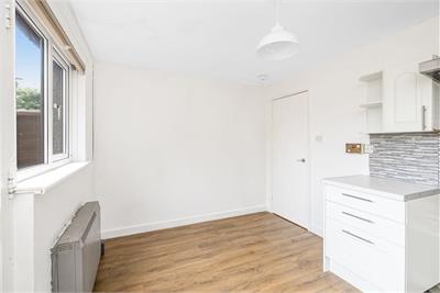 17 Robert Burns Drive, Liberton, Edinburgh, EH16 6YP - image 6