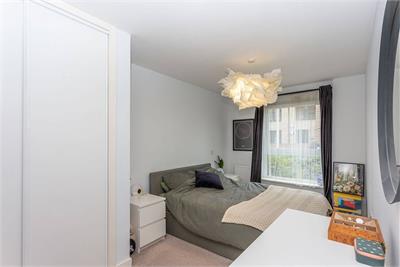 28 Pillans Place, Edinburgh, EH6 7DQ - image 10