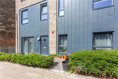 28 Pillans Place, Edinburgh, EH6 7DQ - image 1