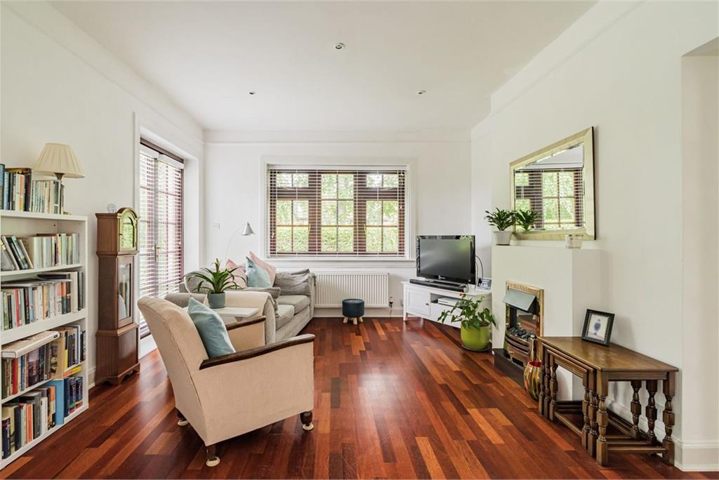 33 Corstorphine High Street, Edinburgh, EH12 7SZ - image 2