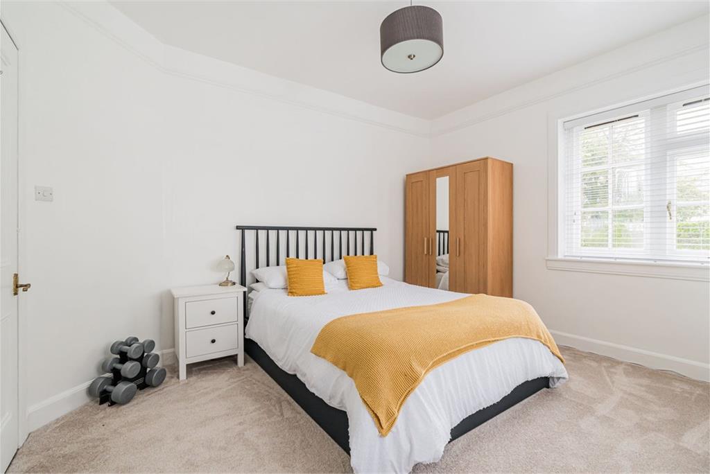 33 Corstorphine High Street, Edinburgh, EH12 7SZ - image 16