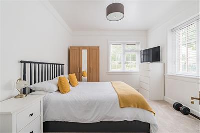 33 Corstorphine High Street, Edinburgh, EH12 7SZ - image 17