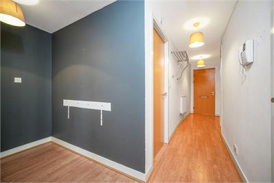 Flat 7, 10 East Pilton Farm Crescent, Edinburgh, EH5 2GH - image 8