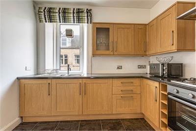 22 St Andrew Street, Galashiels, TD1 1EA - image 7