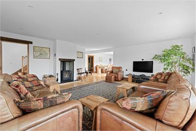 The Eco House, Oxnam, Jedburgh, TD8 6LX - image 4