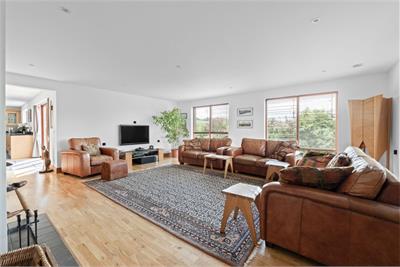 The Eco House, Oxnam, Jedburgh, TD8 6LX - image 5