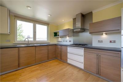 8/6 Dovecot Road, EDINBURGH, EH12 7LE - image 12