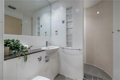 8/6 Dovecot Road, EDINBURGH, EH12 7LE - image 15