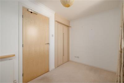 8/6 Dovecot Road, EDINBURGH, EH12 7LE - image 23