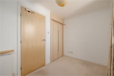 8/6 Dovecot Road, EDINBURGH, EH12 7LE - image 25