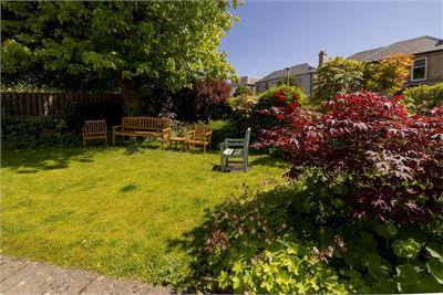 8/6 Dovecot Road, EDINBURGH, EH12 7LE - image 33