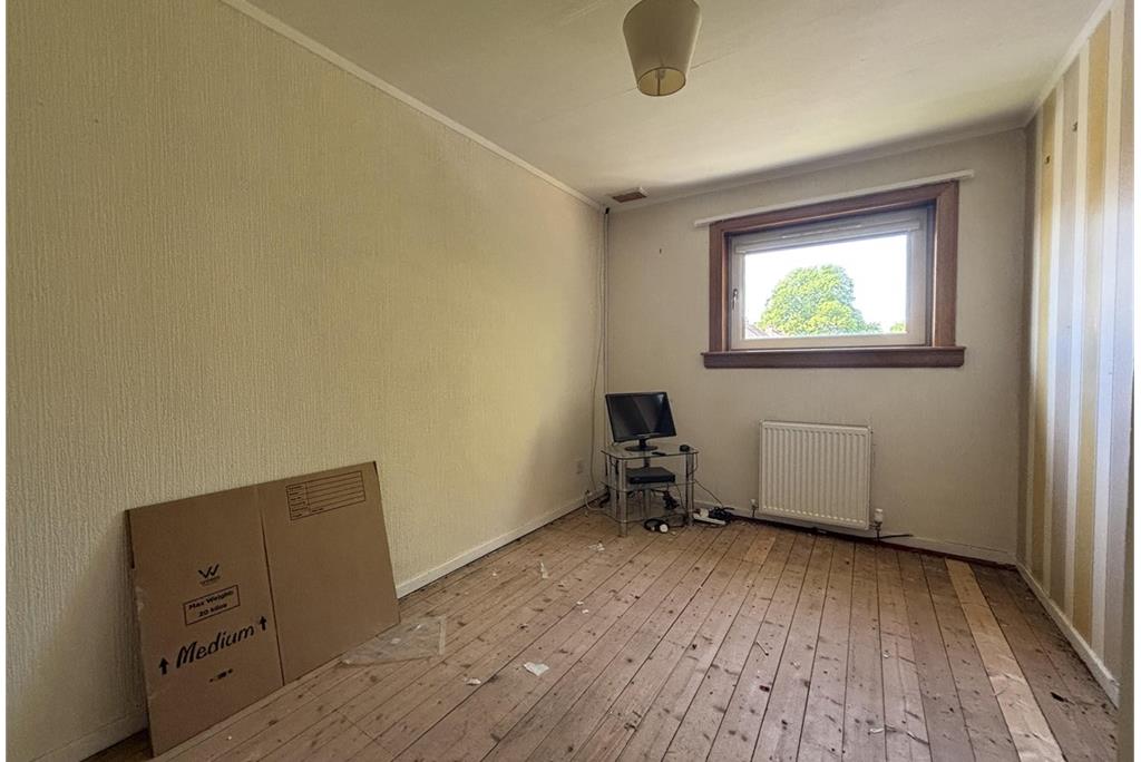 68 Chapel Street,
High Valleyfield,
Dunfermline,
KY12 8TT - image 11