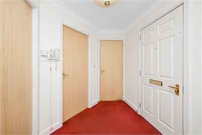 28/8 Roseburn Place, EDINBURGH, EH12 5NX - image 6