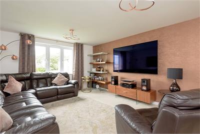 1 Alexander Gardens, Dunbar, EH42 1ZS - image 2