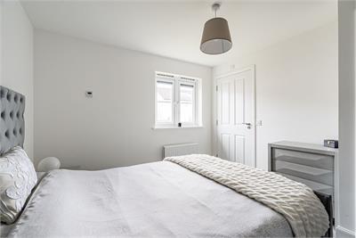 56 Brogan Crescent, Edinburgh, EH12 0DE - image 3