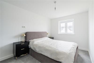 56 Brogan Crescent, Edinburgh, EH12 0DE - image 5