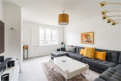 56 Brogan Crescent, Edinburgh, EH12 0DE - image 1
