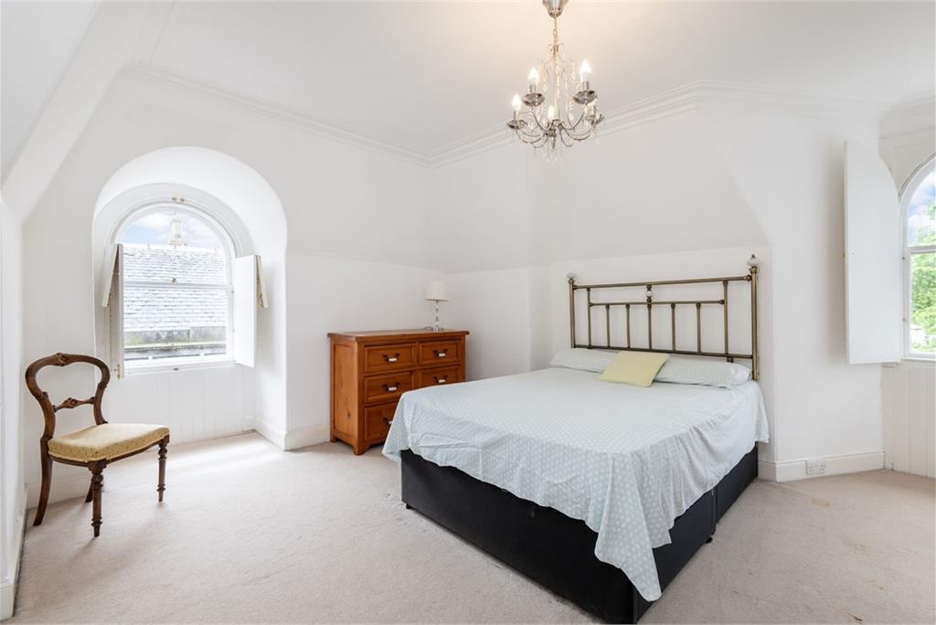 Dunearn, Flat 2,
24 High Street East,
Anstruther,
KY10 3DQ - image 7