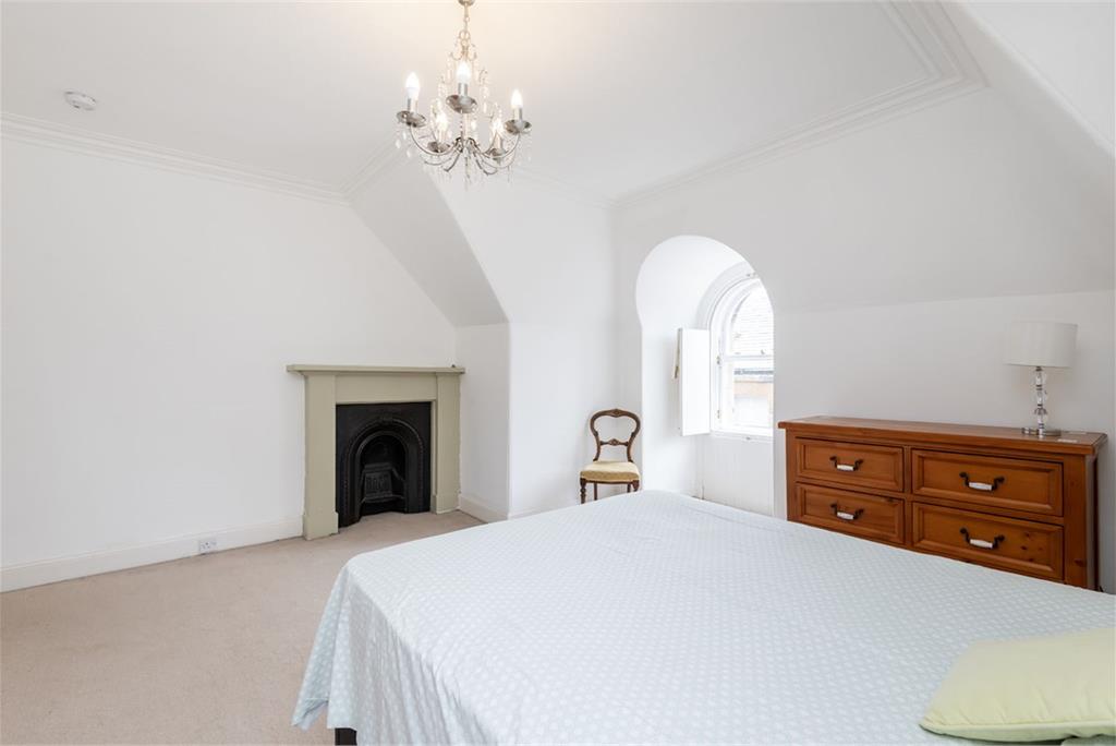 Dunearn, Flat 2,
24 High Street East,
Anstruther,
KY10 3DQ - image 8