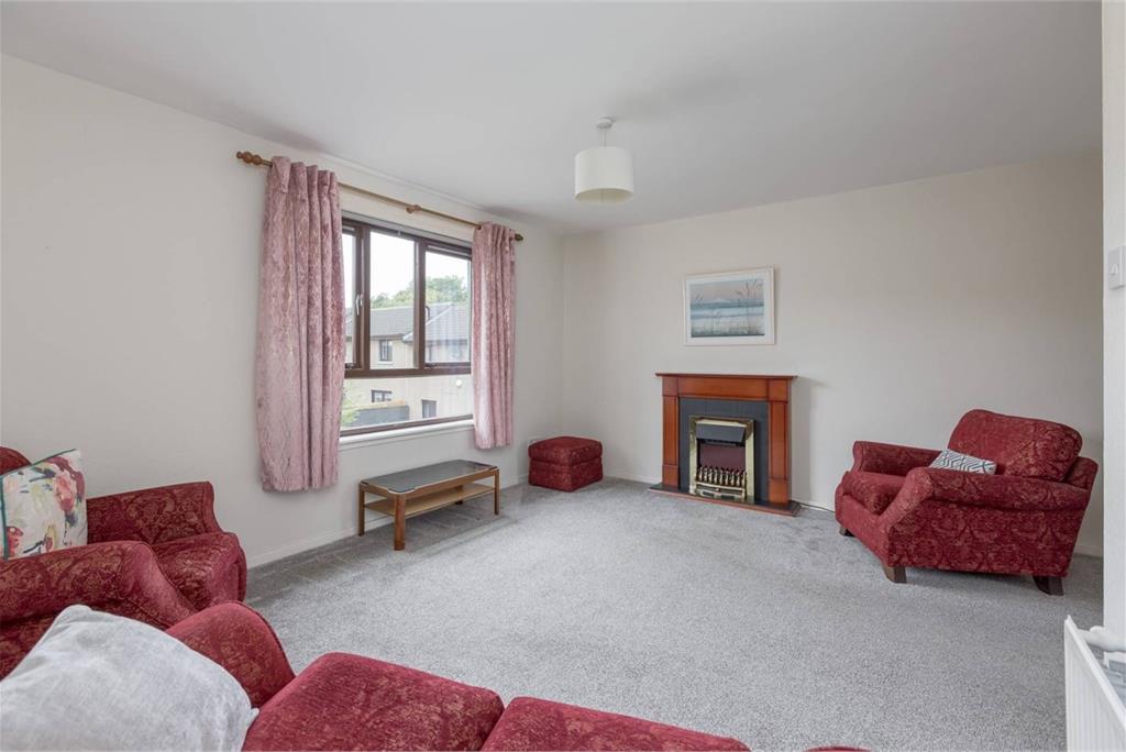 5 Milnacre,
Bonnington,
Edinburgh,
EH6 5TD - image 2