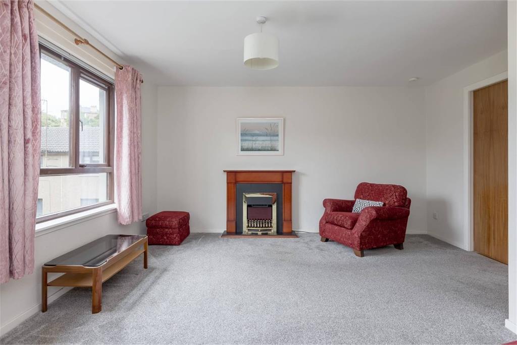5 Milnacre,
Bonnington,
Edinburgh,
EH6 5TD - image 5