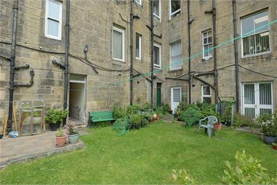3/8 Craighall Crescent, Trinity, EH6 4RX - image 19