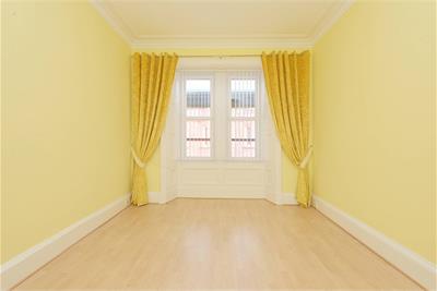 3/8 Craighall Crescent, Trinity, EH6 4RX - image 3