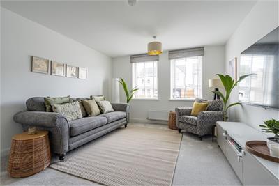 13 Veresmith Road, Edinburgh, EH12 0HD - image 2