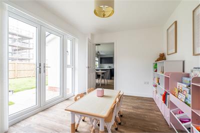 13 Veresmith Road, Edinburgh, EH12 0HD - image 10
