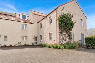 1E, The Shore, Colvin Street, Dunbar, EH42 1HE - image 1