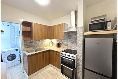 34d Gateside Street, West Kilbride, KA23 9BA - image 2
