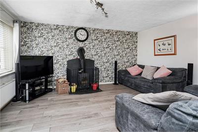 22 Castle Place, Gorebridge, Midlothian, EH23 4TJ - image 4