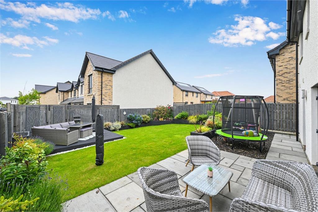 12 Baxter Road, Livingston, East Calder, EH53 0QF - image 12